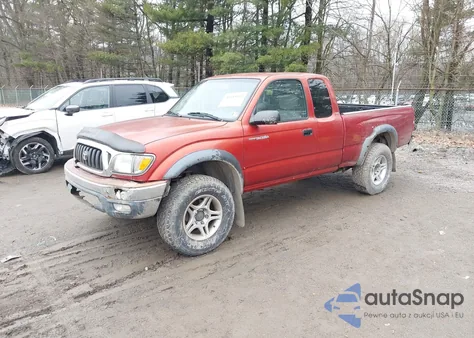2003 Toyota Tacoma z USA, uszkodzony, nr VIN 5TEWM72N63Z215841
